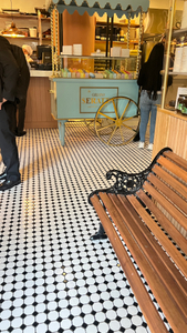 Торговый торговый центр в Колумбийской 